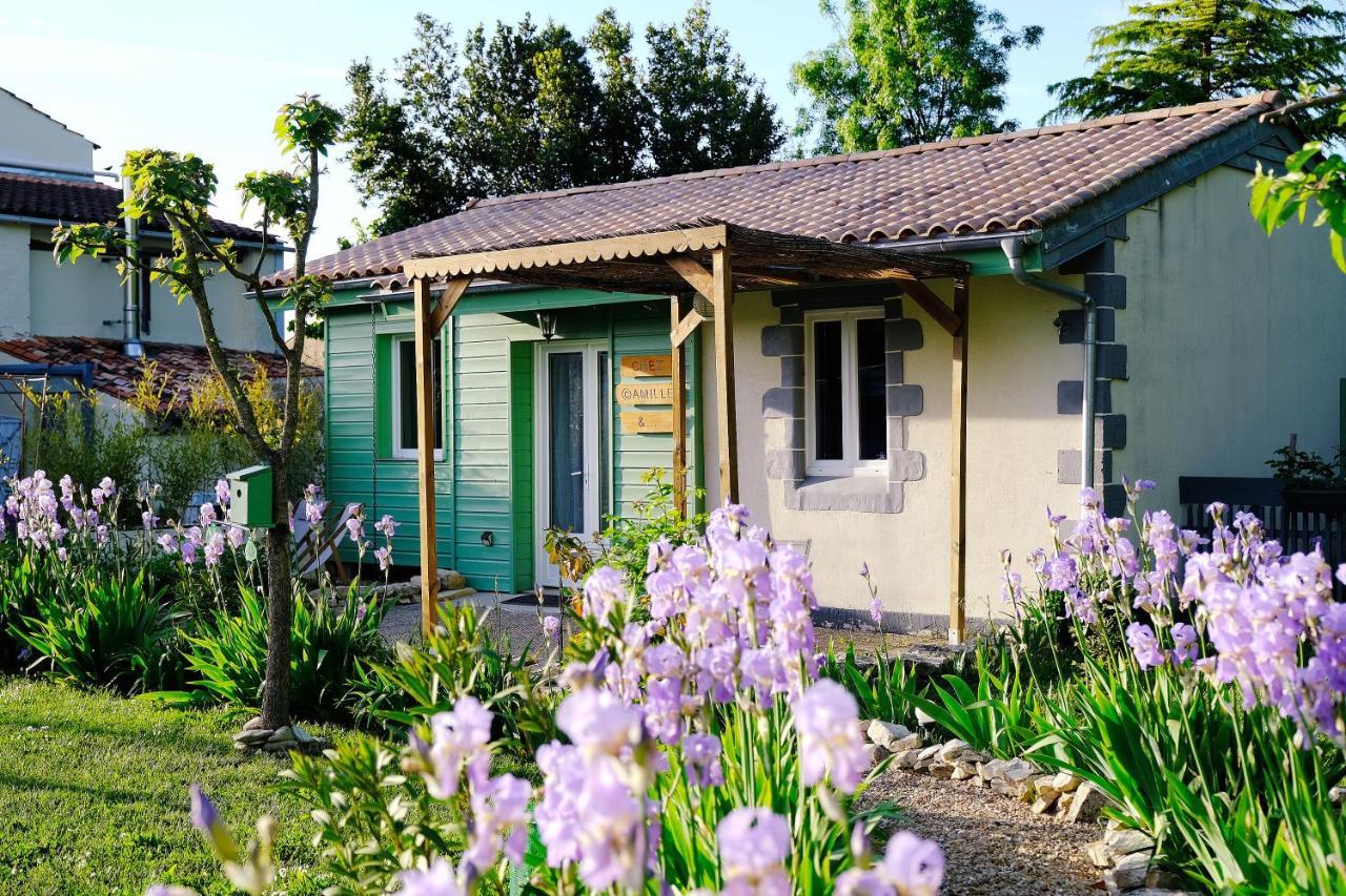 Chez Camille Villa Verines  Luaran gambar
